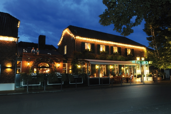 Wellings Romantik Hotel zur Linde (Moers)